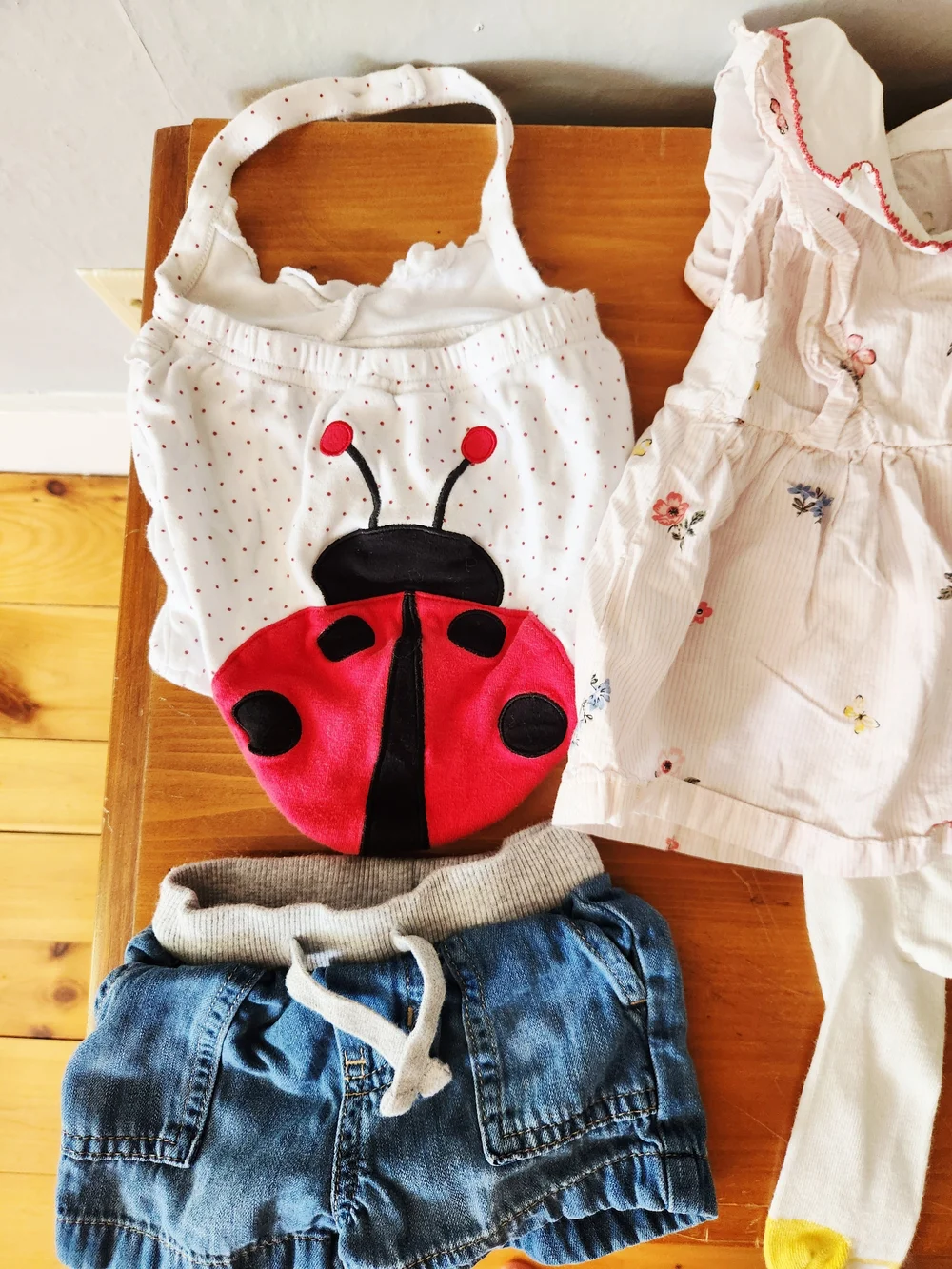 Baby Girl 0-3 Month Clothing Lot